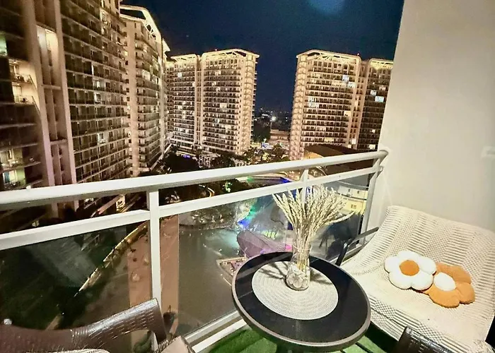 Sm Bicutan By Santorini Apartment Manila